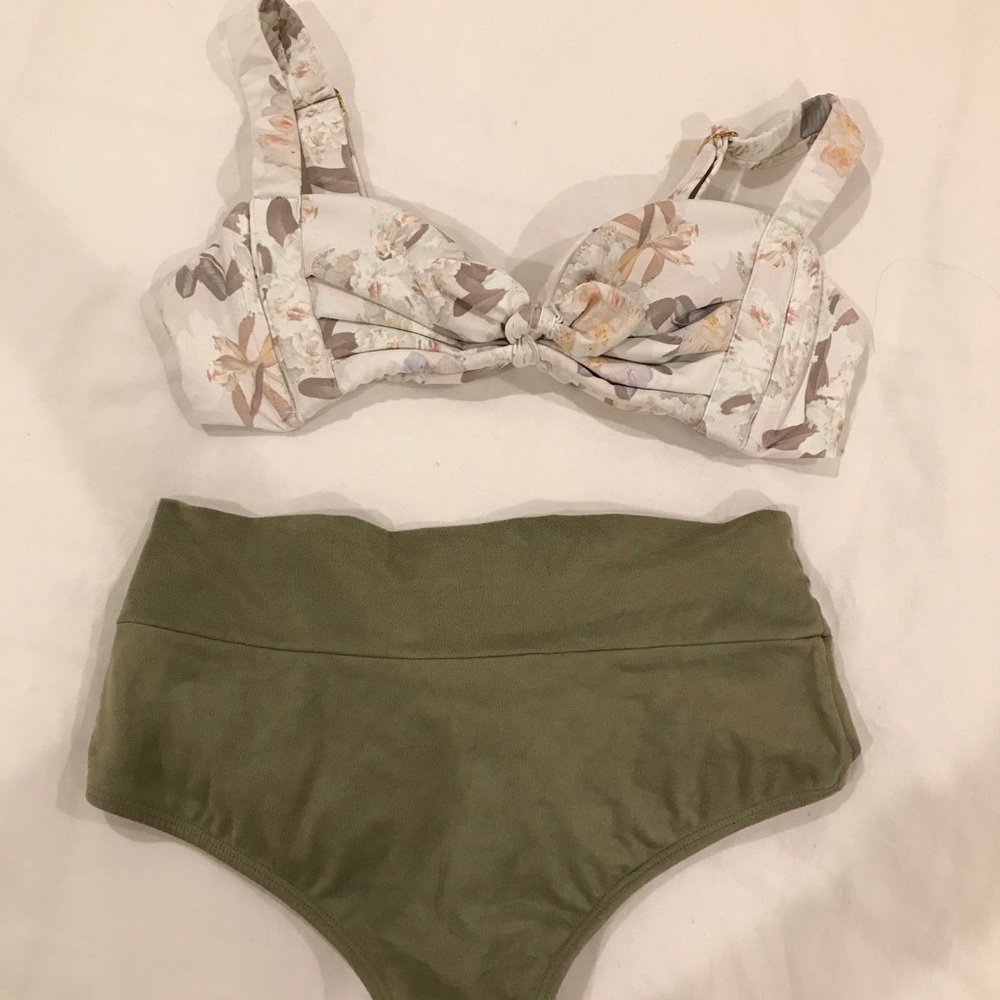 Montce Ete floral Kayla bikini top